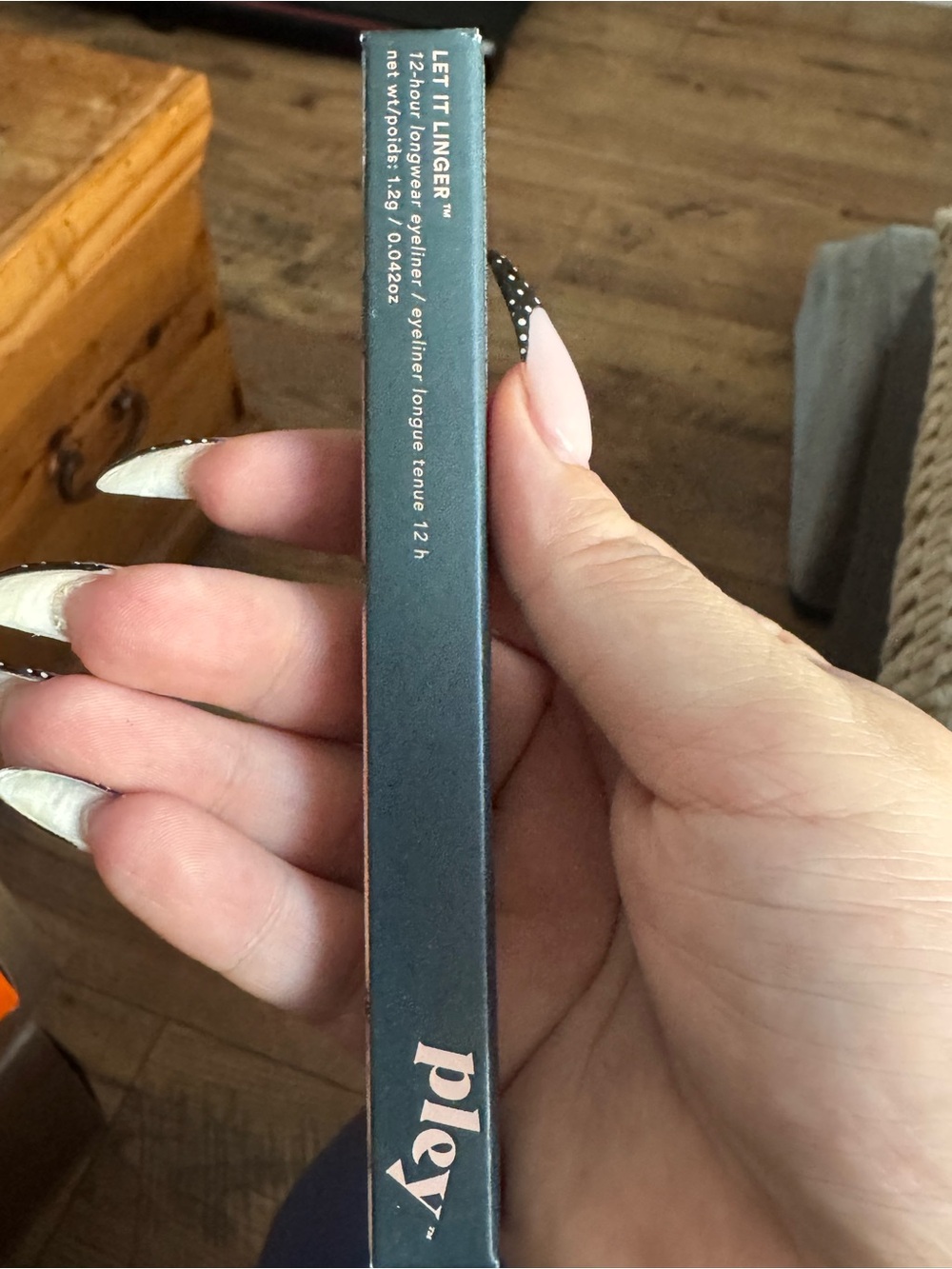 Pley Eyeliner shade Cyber Fairy